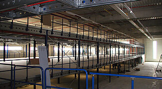 mezzanine floor for heavy loads, storage platform