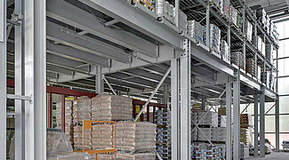 mezzanine floors for the building material industry